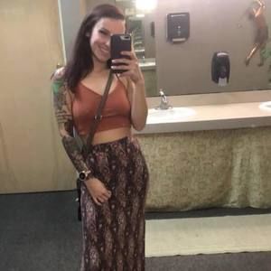 Meet your Posher, Whitney